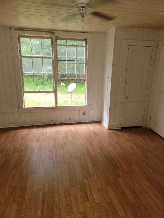 Foto del edificio - 11836 Cedar St