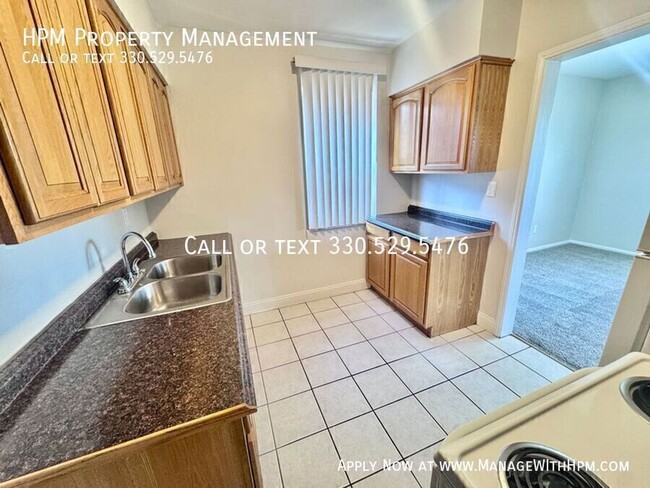 Building Photo - 3310 Warrensville Center Rd