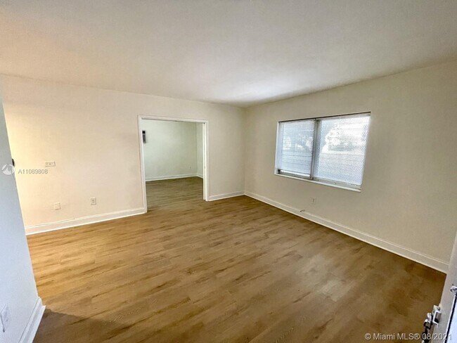 Building Photo - 218 Santillane Ave