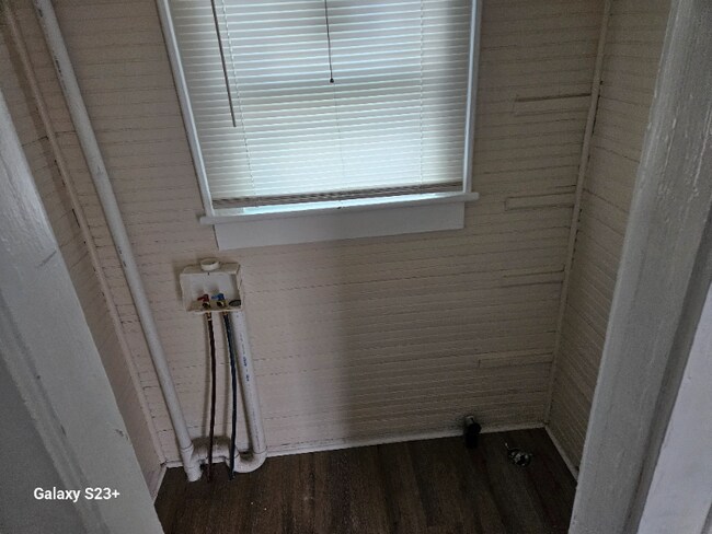 Foto del edificio - 1933 Nance St