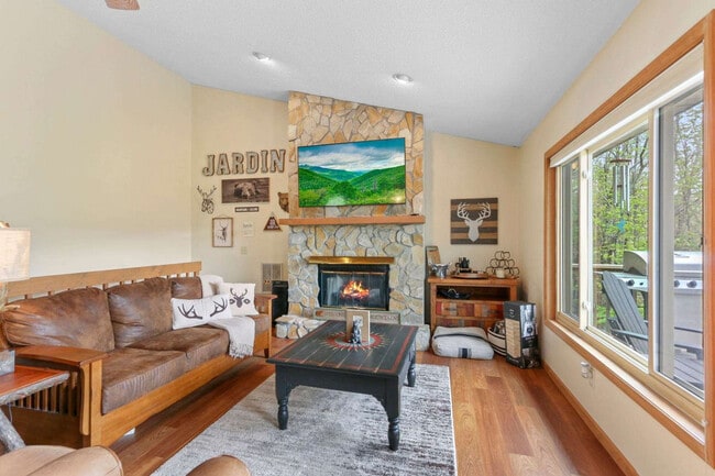 Building Photo - 129 Lower Grouse Ridge Rd