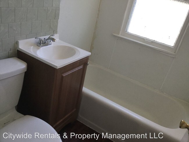 Foto del edificio - 3 br, 1 bath House - 3878 N 60th St