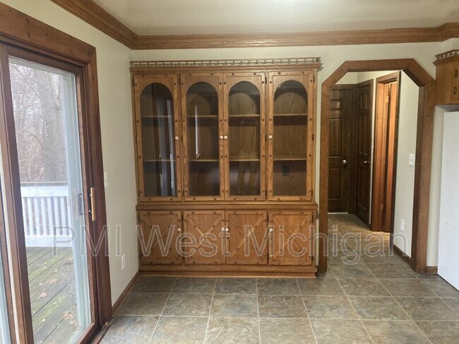 Foto del edificio - 1275 104th St SW