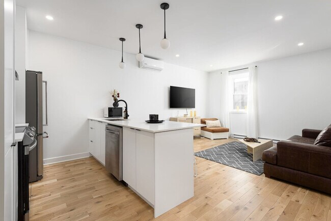 Photo du bâtiment - 3632 Rue Notre-Dame Ouest-SI ID1602232P