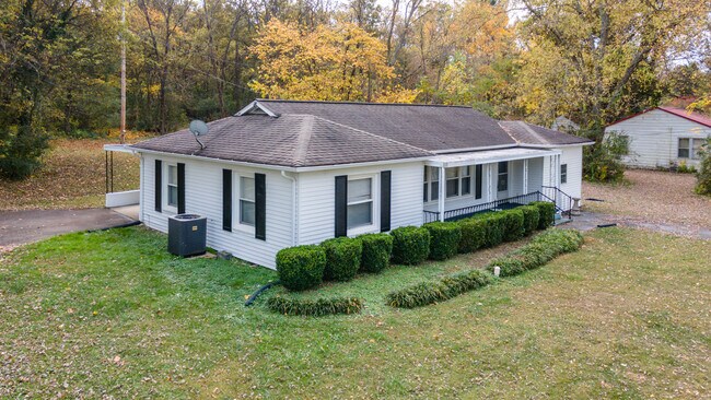 Building Photo - 6520 Jackie Ln