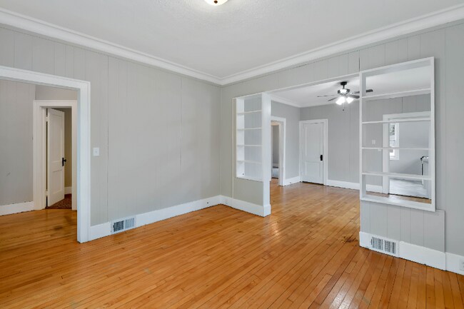 Foto del edificio - 702 26th St N
