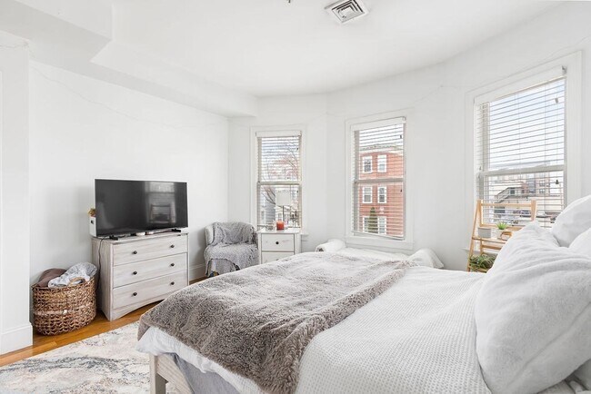 Foto del edificio - 142 Boston St