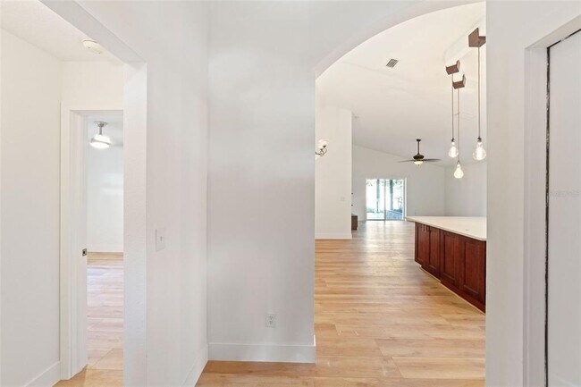 Foto del edificio - 24407 Rolling View Ct