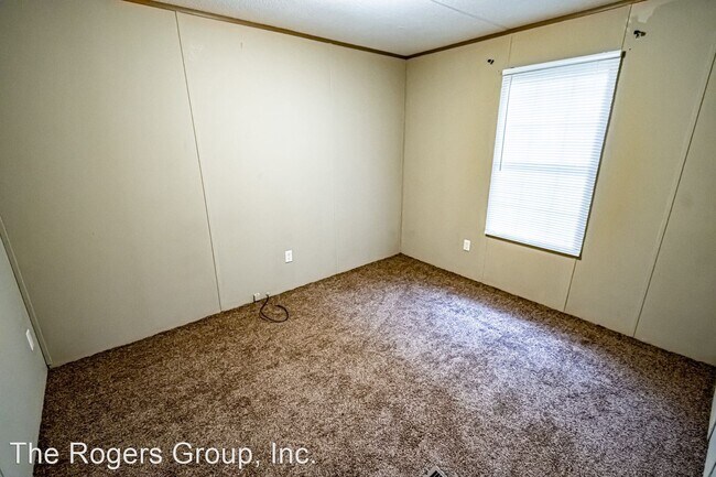 Building Photo - 3 br, 2 bath House - 3078 Thomas Rd