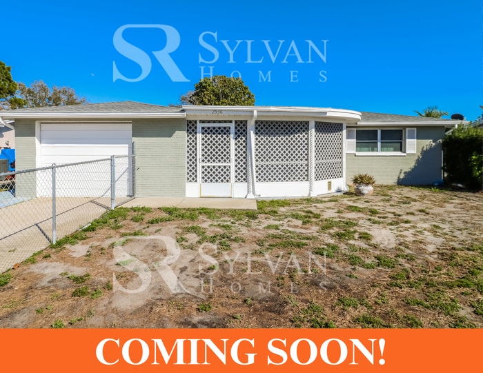 Foto principal - Charming 4BR 2BA Home