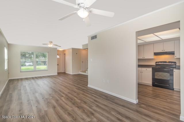 Foto del edificio - 419 Blue Jay Ln