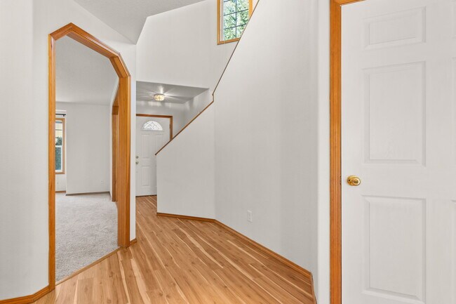 Building Photo - 8730 SW Case Ct