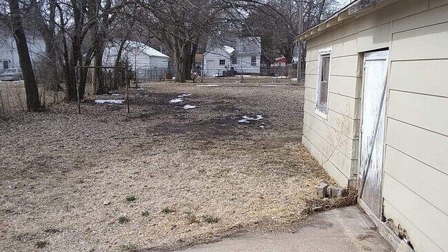 Foto del edificio - 1611 N Poplar St