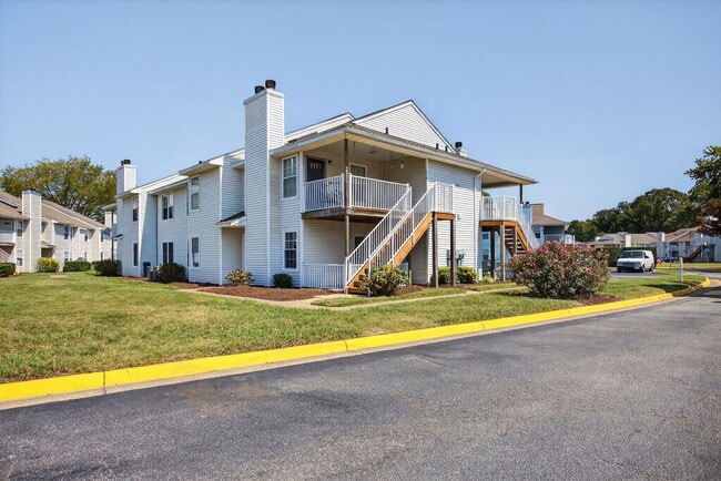 Building Photo - Call Sabrina Thomas Office at 757-767-0767...
