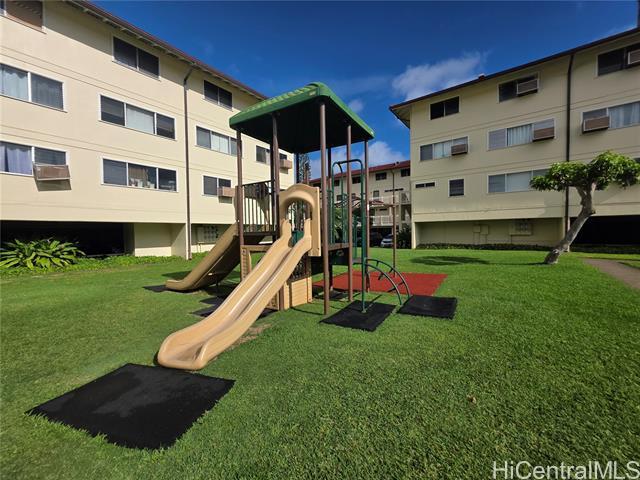 Building Photo - 350 Aoloa St