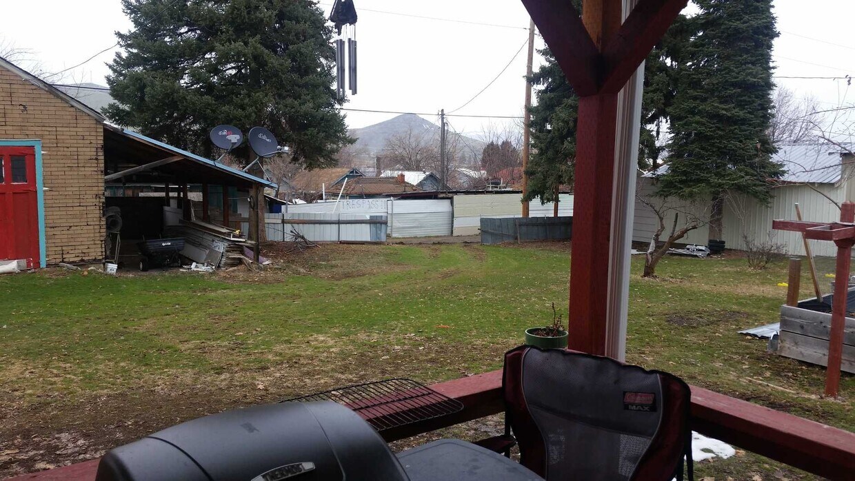 212 1st Ave S, Hot Springs, MT 59845 House Rental in Hot Springs, MT