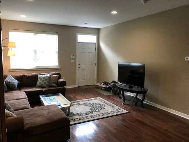 Foto del edificio - 1235 S 17th St