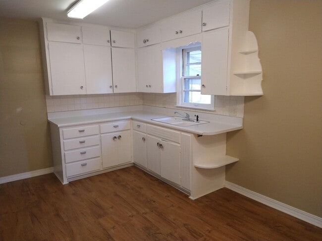 Foto del edificio - 1510 N Platte Ave