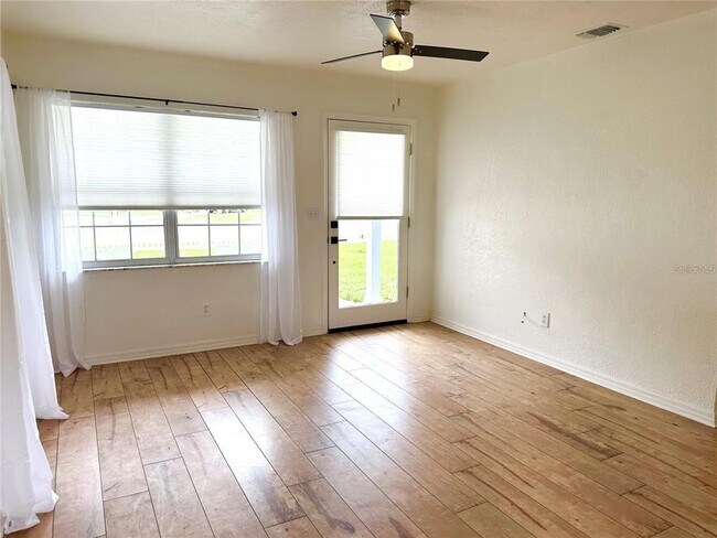 Building Photo - 2906 W Averill Ave