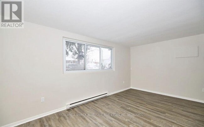 Building Photo - 136 Wilton Ave