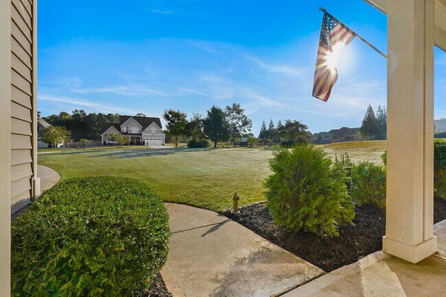 Foto del edificio - 501 Daylily Ct