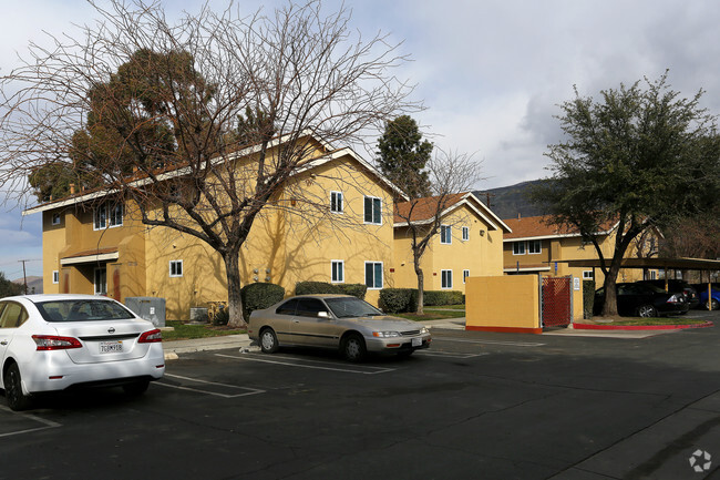 Foto del edificio - San Jacinto Village