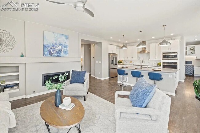 Foto del edificio - 8566 Crooked Branch Ln