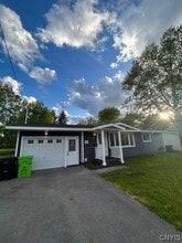 Building Photo - 213 Sunflower Dr