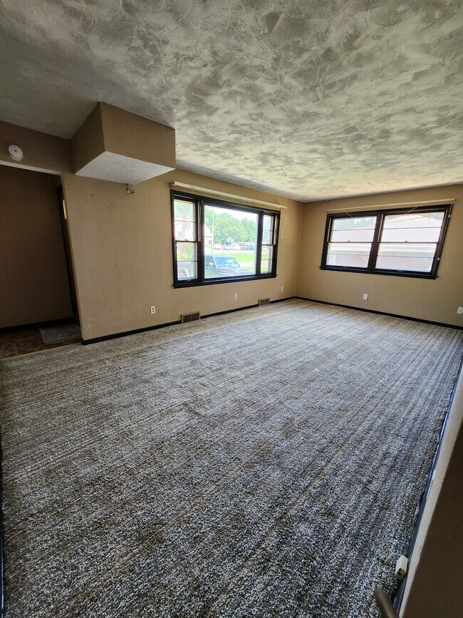 Foto del edificio - 2116 W Kettelle St