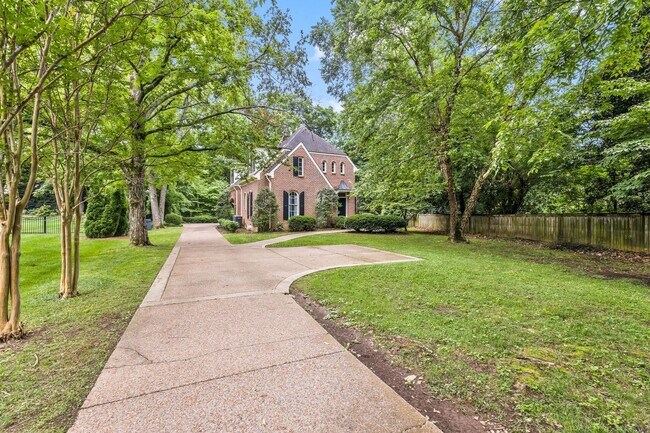 Foto del edificio - Stunning 3BR/3BA Home in the Heart of Bell...