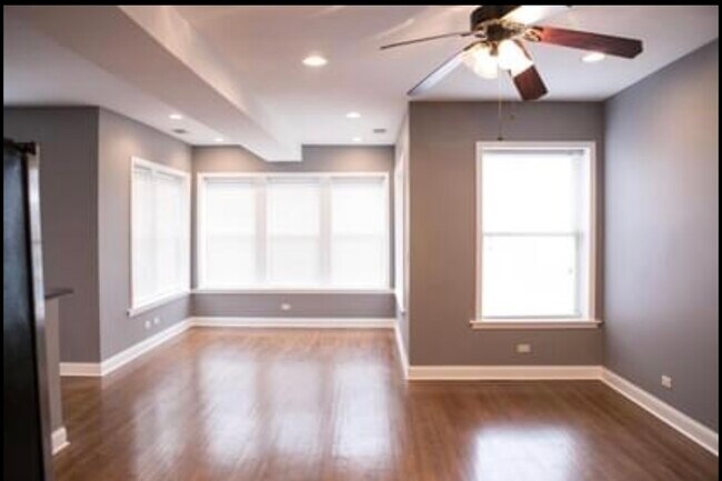 Foto del edificio - 4906 N Whipple St