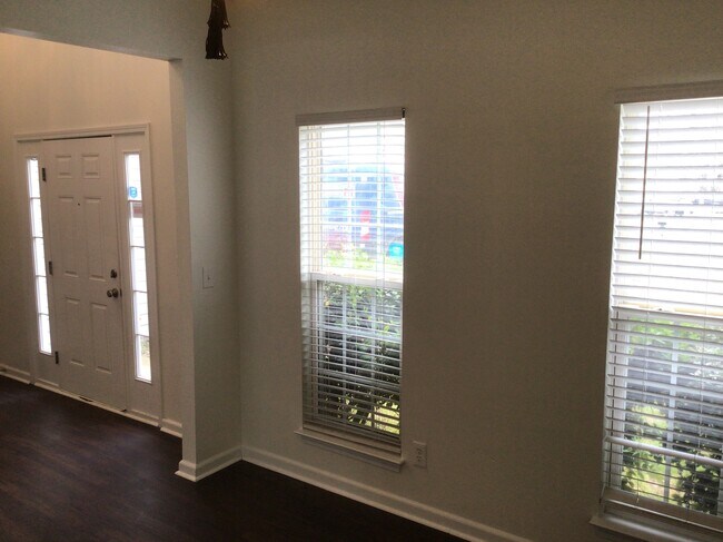 Building Photo - 11402 Hawk Roost Court
