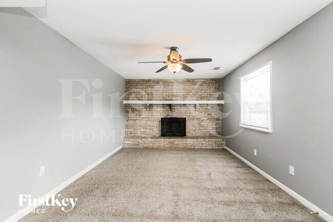 Foto del edificio - 7734 Opelika Ct