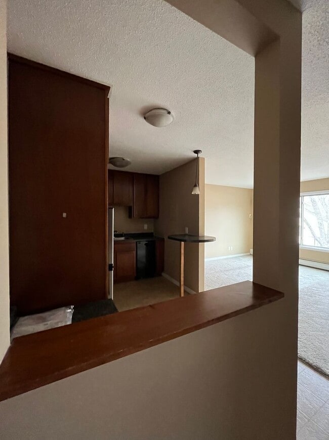 Foto del edificio - 3729 Snelling Ave