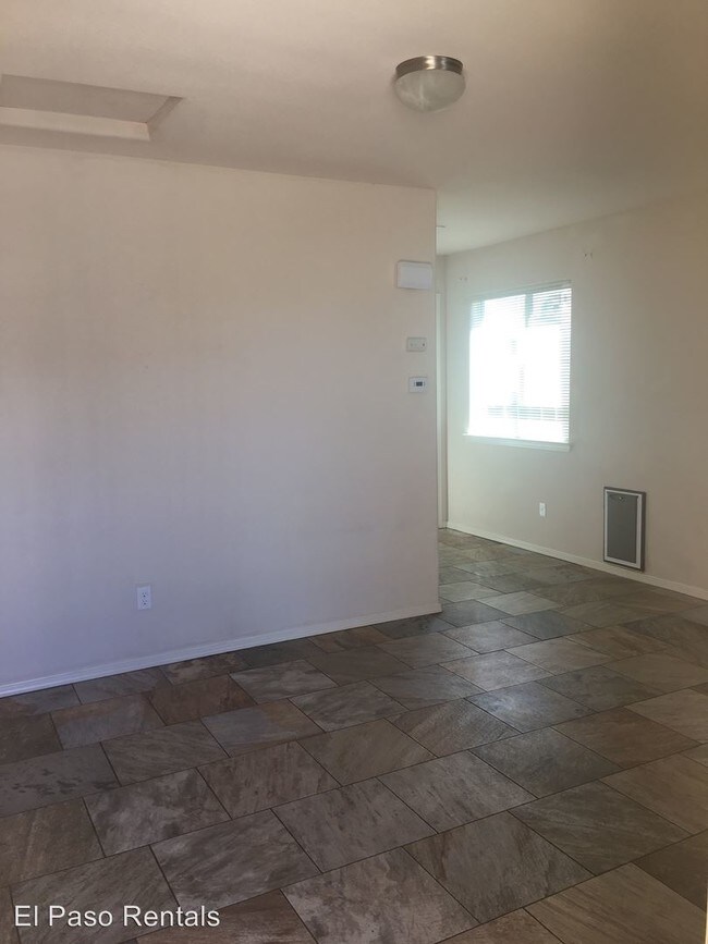 Building Photo - 5901 Cielo Del Rey Pl