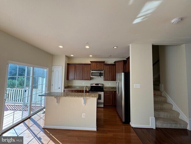 Foto del edificio - 3529 Fisher Hill Rd