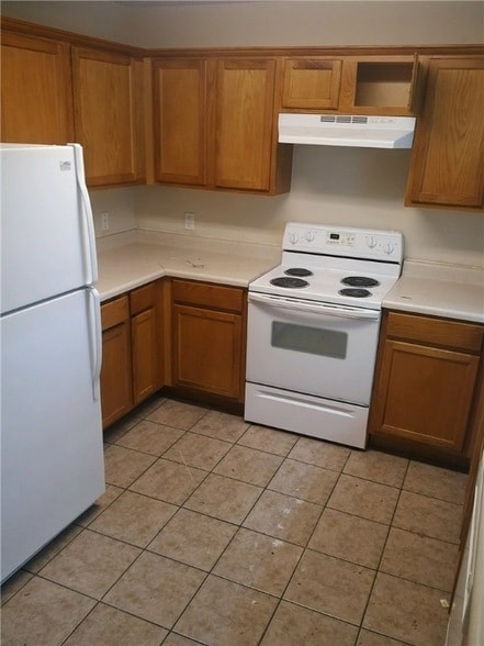 Building Photo - 261 Graystone Cir