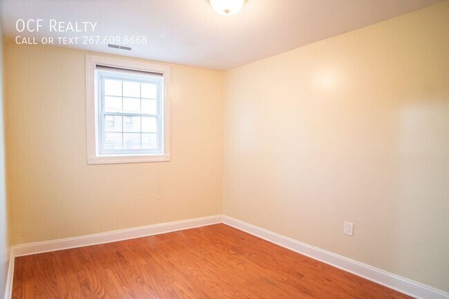 Building Photo - 1124 E Passyunk Ave