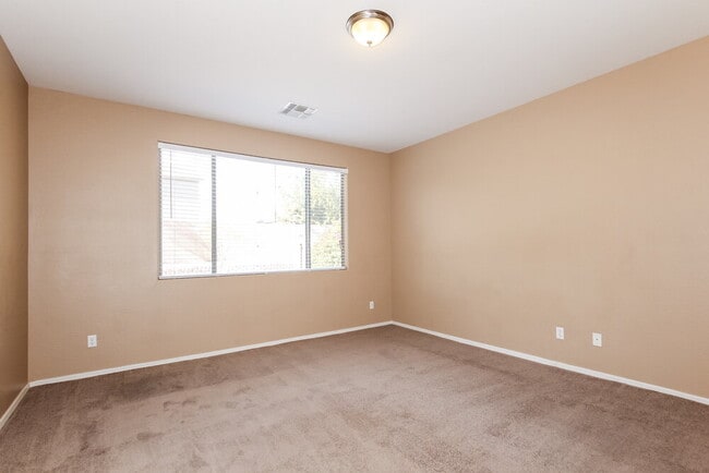 Building Photo - 6932 W Briles Rd