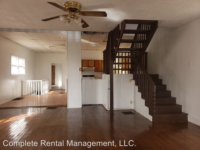 Building Photo - 3 br, 1 bath House - 640 E Northern Ave