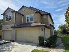 Building Photo - 1069 Pavia Dr