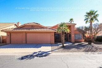 Building Photo - 213 N Honeysuckle Ln