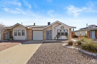 Building Photo - 3504 Blue Grove Ln