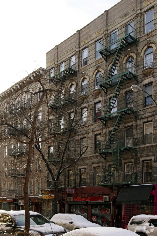 Primary Photo - 74 E 7th St