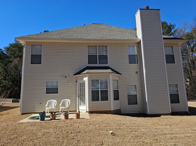 Building Photo - Fayetteville's River's Edge Subdivision Fi...