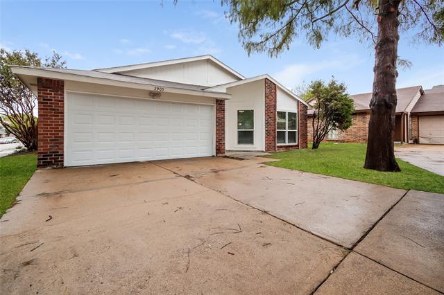 Foto principal - 2905 Forest Creek Dr