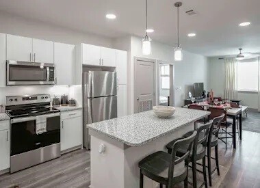 Building Photo - 13958 Cottingham Rd