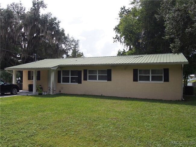 Building Photo - 7636 E Shore Dr