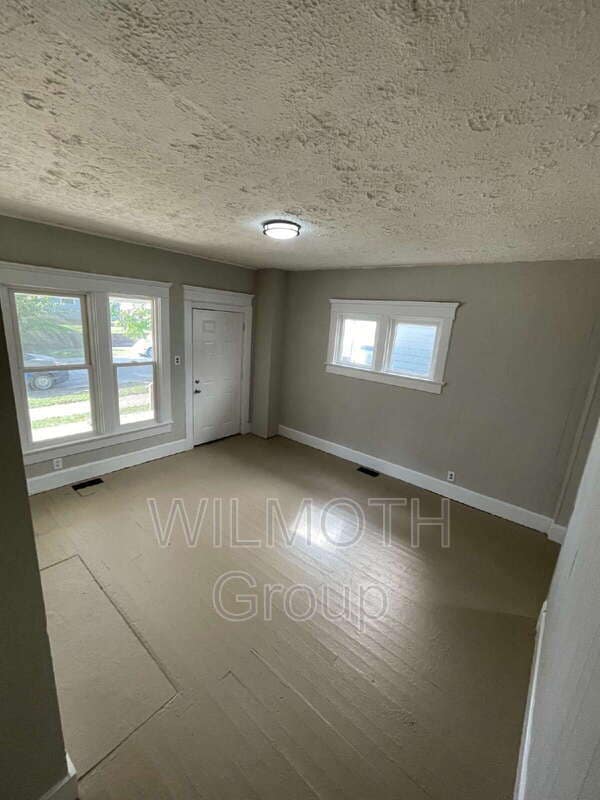 Building Photo - 1005 Harlan St