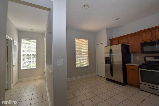Building Photo - 4 br, 3 bath Townhome - 14533 Cotswolds Dr